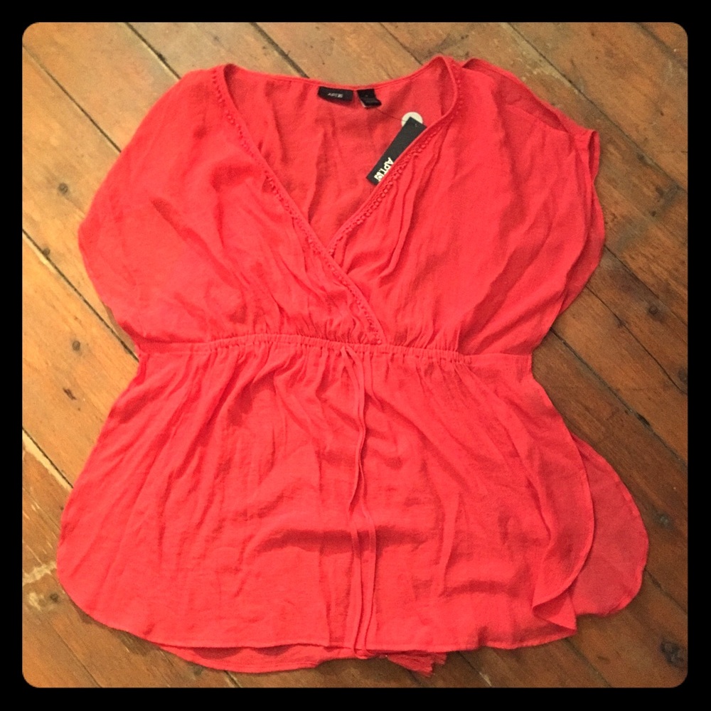 Butterfly Winged Coral Blouse SZ M